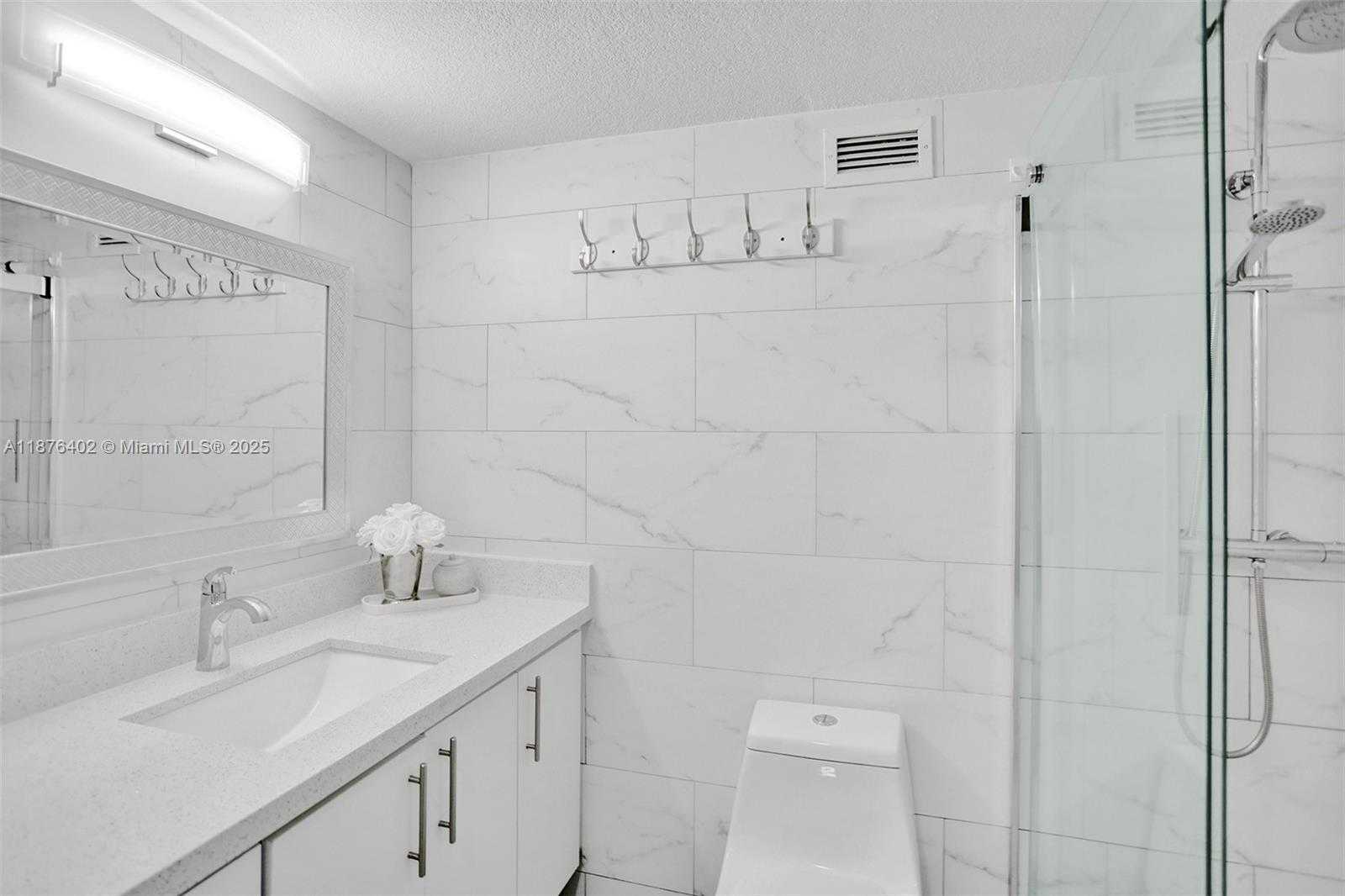 Small Image of 2501 SOUTH OCEAN DR #PH37 (available Nov), Hollywood Number 7