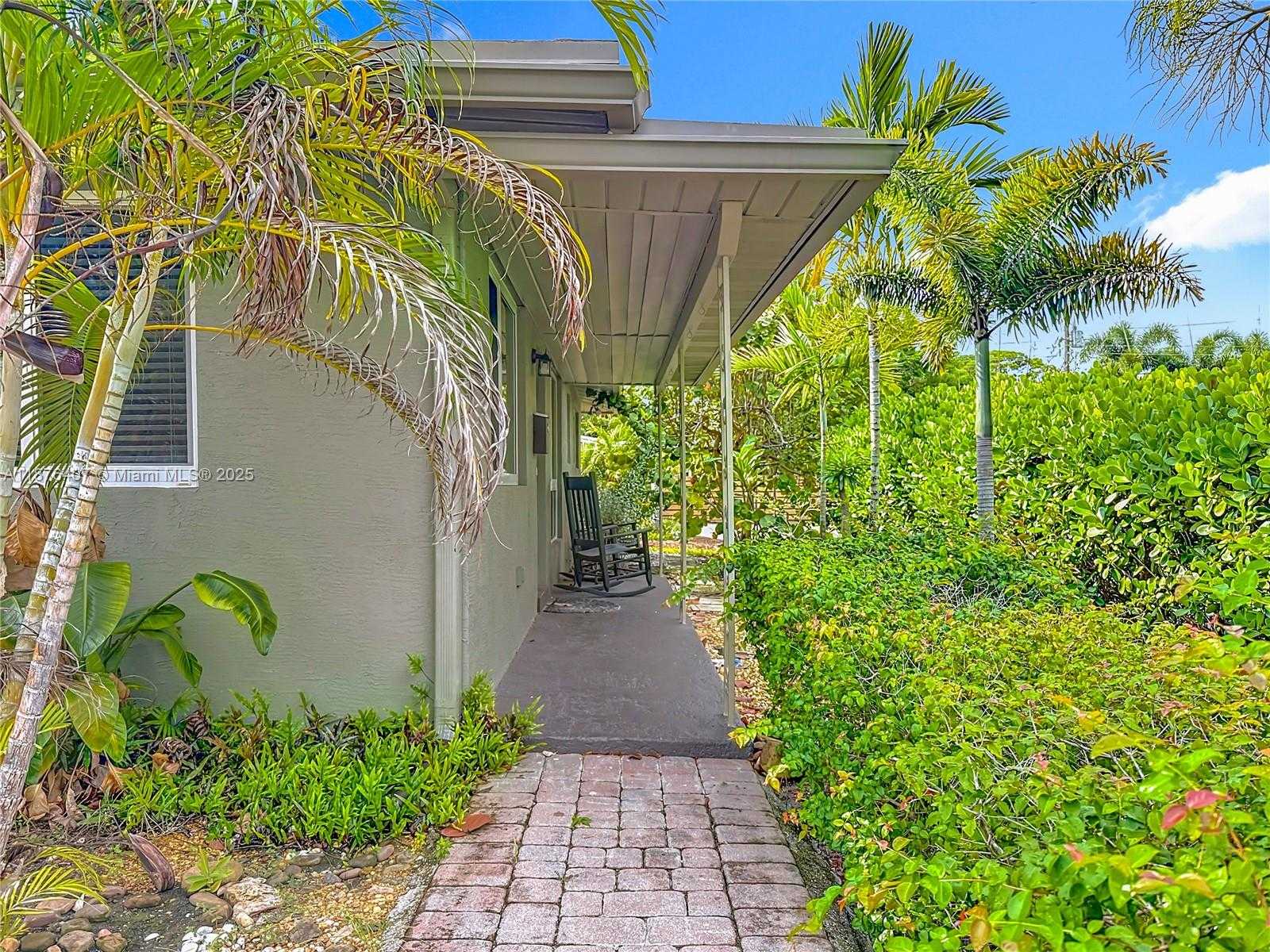 Small Image of 1532 NORTH EAST 39TH ST, Oakland Park Number 11