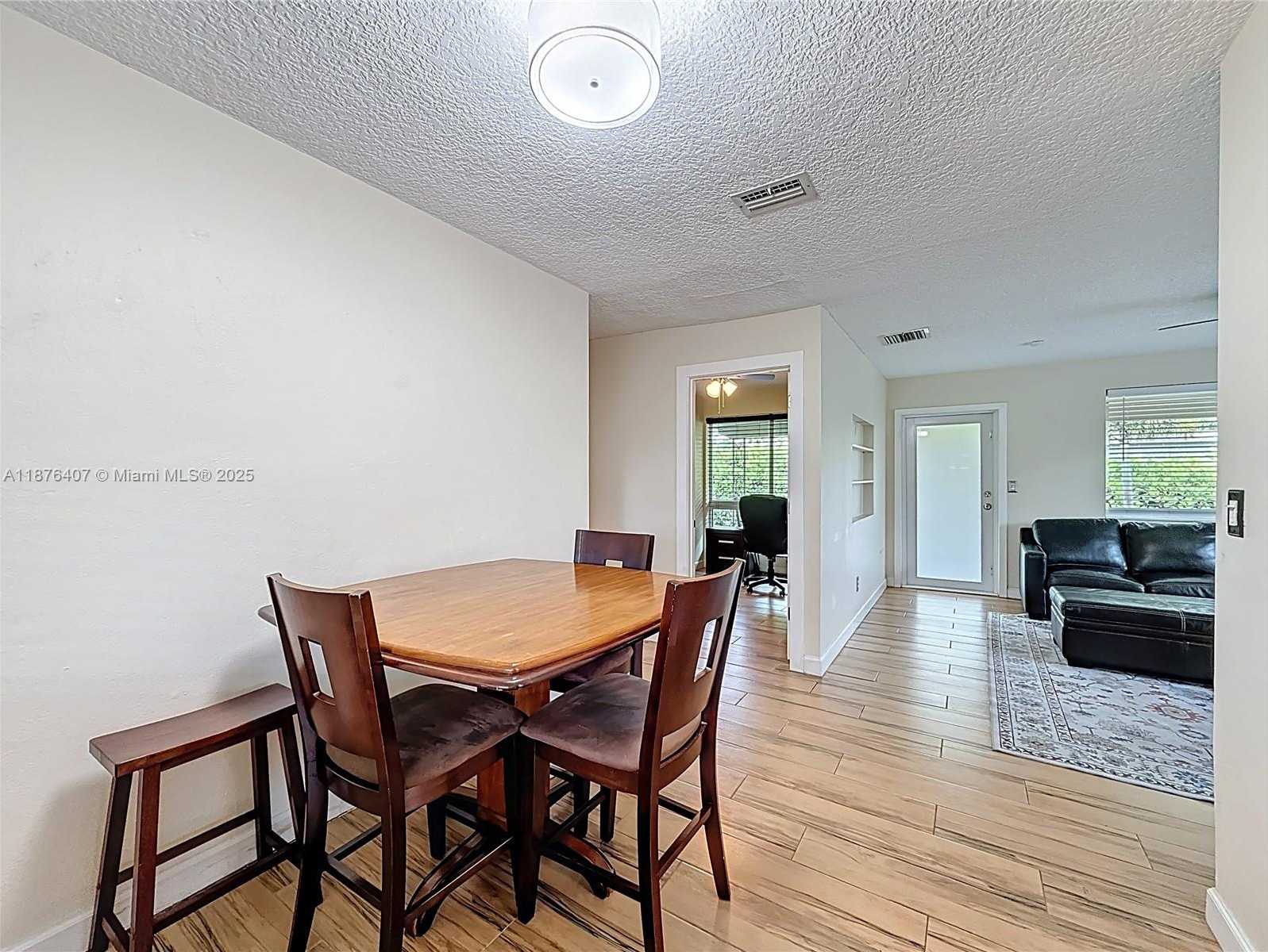 Small Image of 1532 NORTH EAST 39TH ST, Oakland Park Number 18