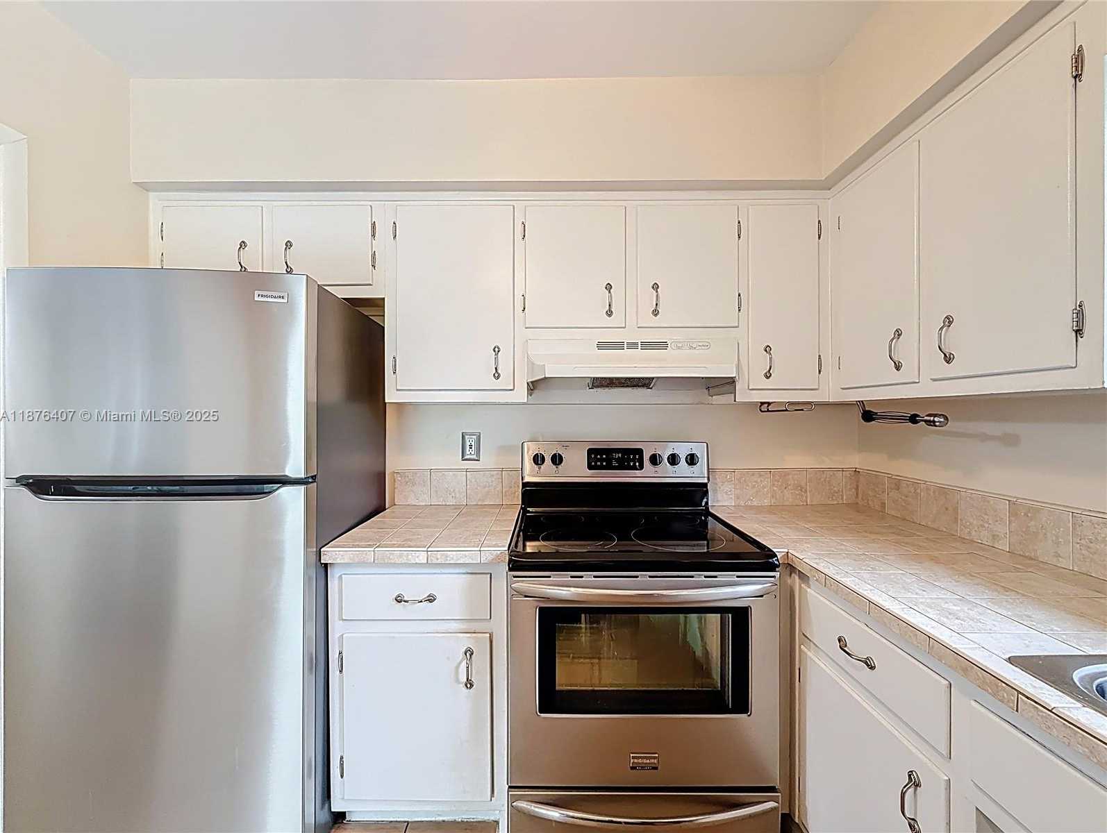 Small Image of 1532 NORTH EAST 39TH ST, Oakland Park Number 25