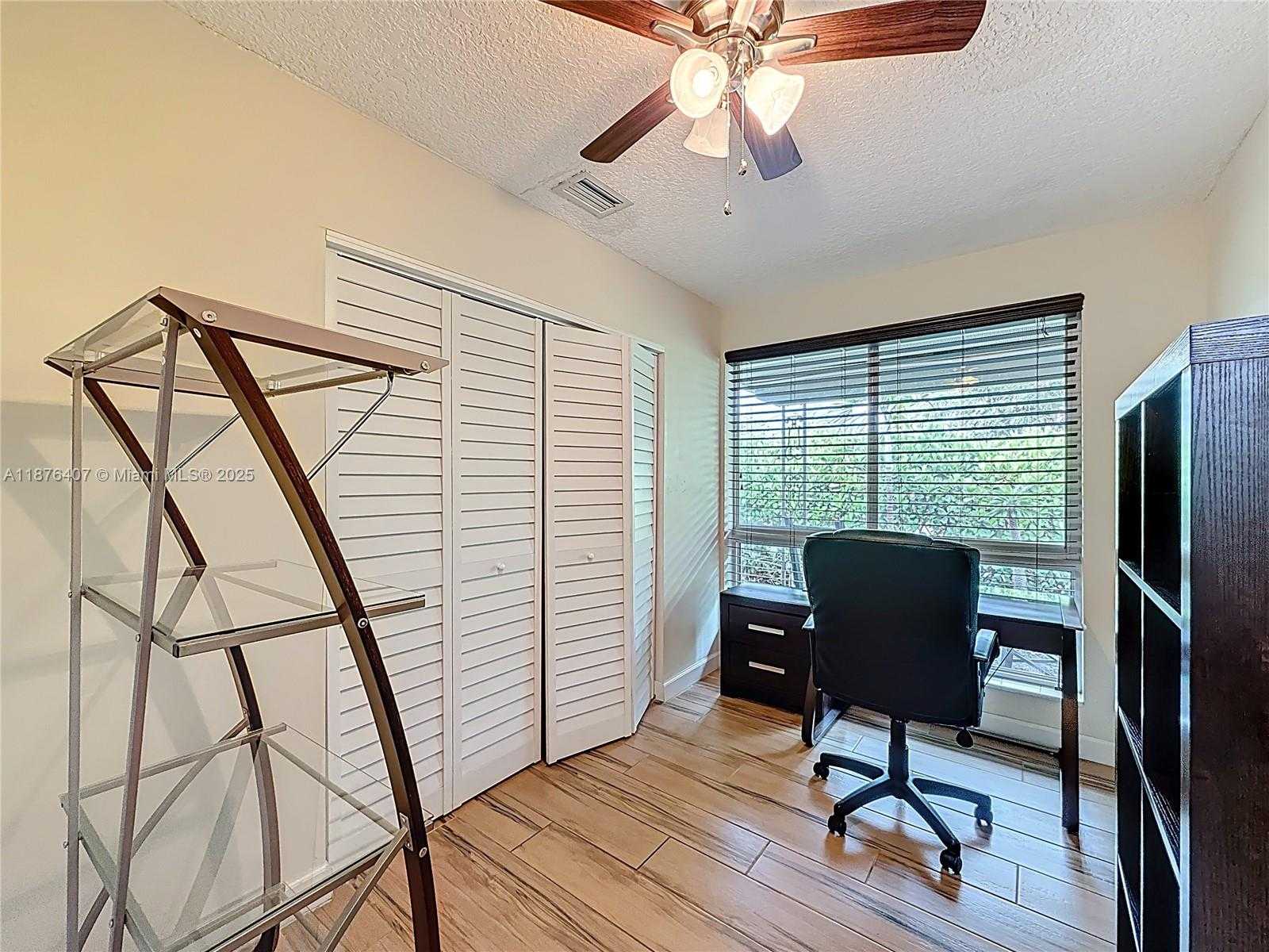 Small Image of 1532 NORTH EAST 39TH ST, Oakland Park Number 27