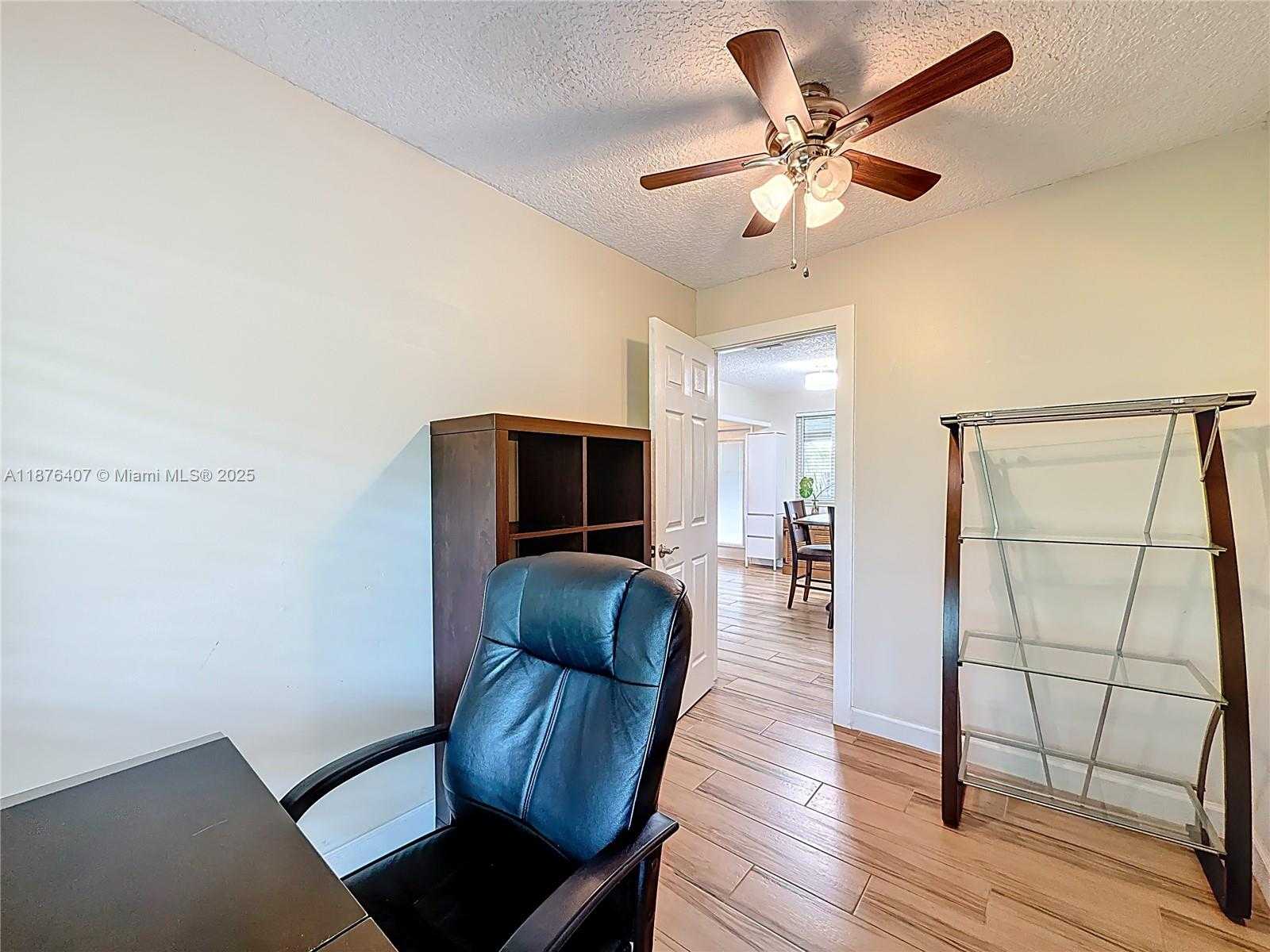 Small Image of 1532 NORTH EAST 39TH ST, Oakland Park Number 28