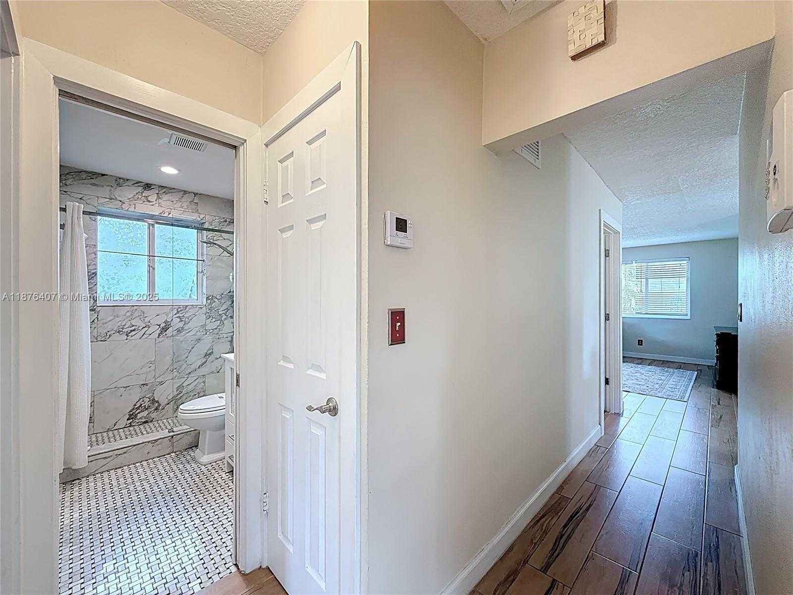 Small Image of 1532 NORTH EAST 39TH ST, Oakland Park Number 38