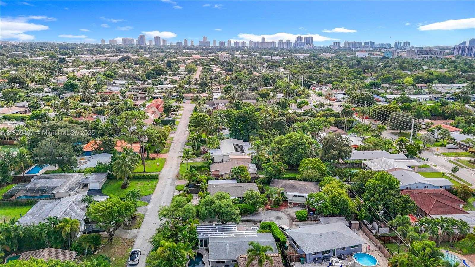 Small Image of 1532 NORTH EAST 39TH ST, Oakland Park Number 4