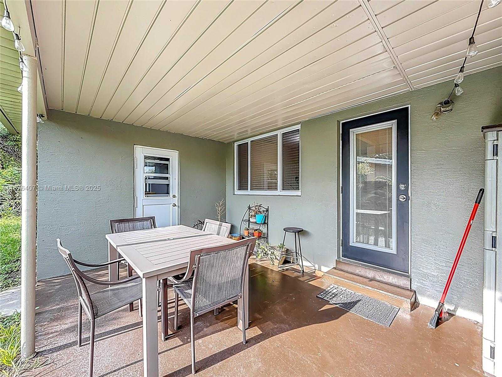 Small Image of 1532 NORTH EAST 39TH ST, Oakland Park Number 40