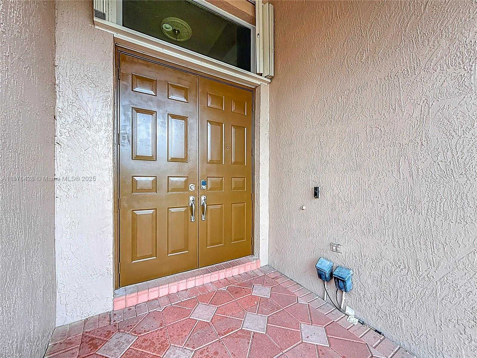 Small Image of 15957 SOUTH WEST 14TH ST, Pembroke Pines Number 15