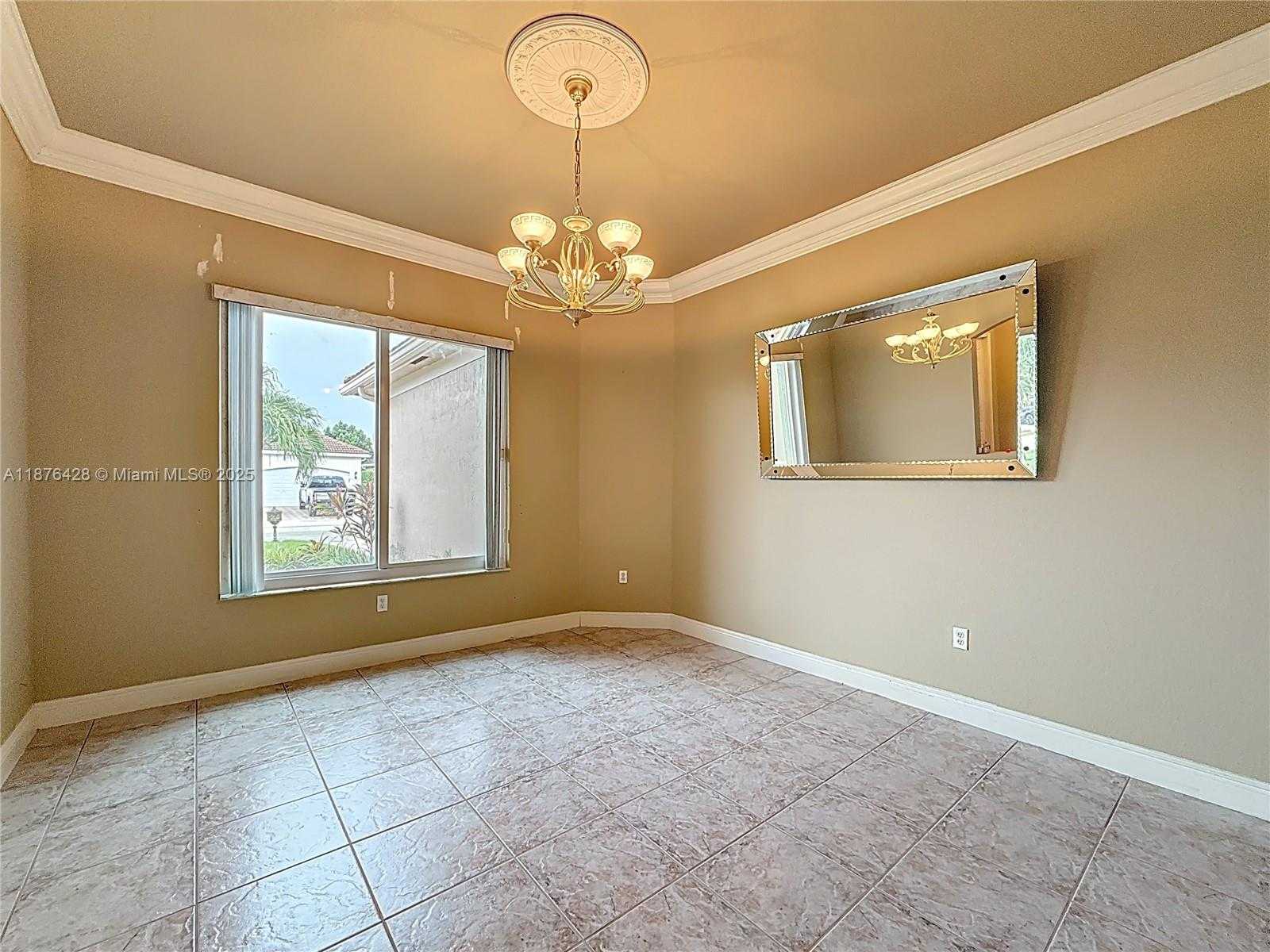 Small Image of 15957 SOUTH WEST 14TH ST, Pembroke Pines Number 19
