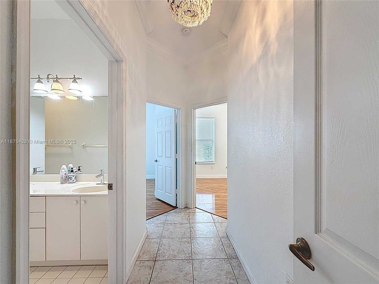 Small Image of 15957 SOUTH WEST 14TH ST, Pembroke Pines Number 43