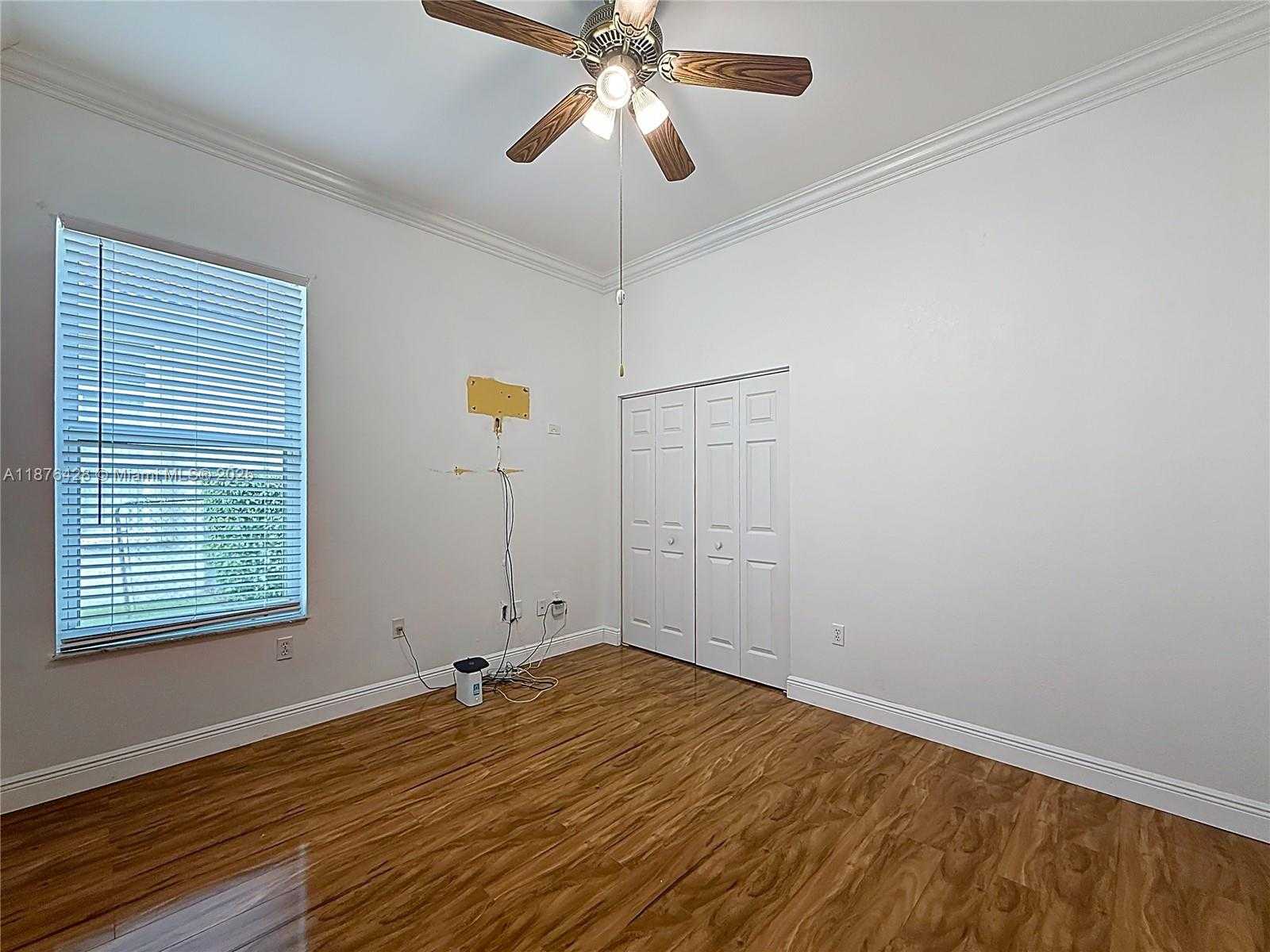 Small Image of 15957 SOUTH WEST 14TH ST, Pembroke Pines Number 44