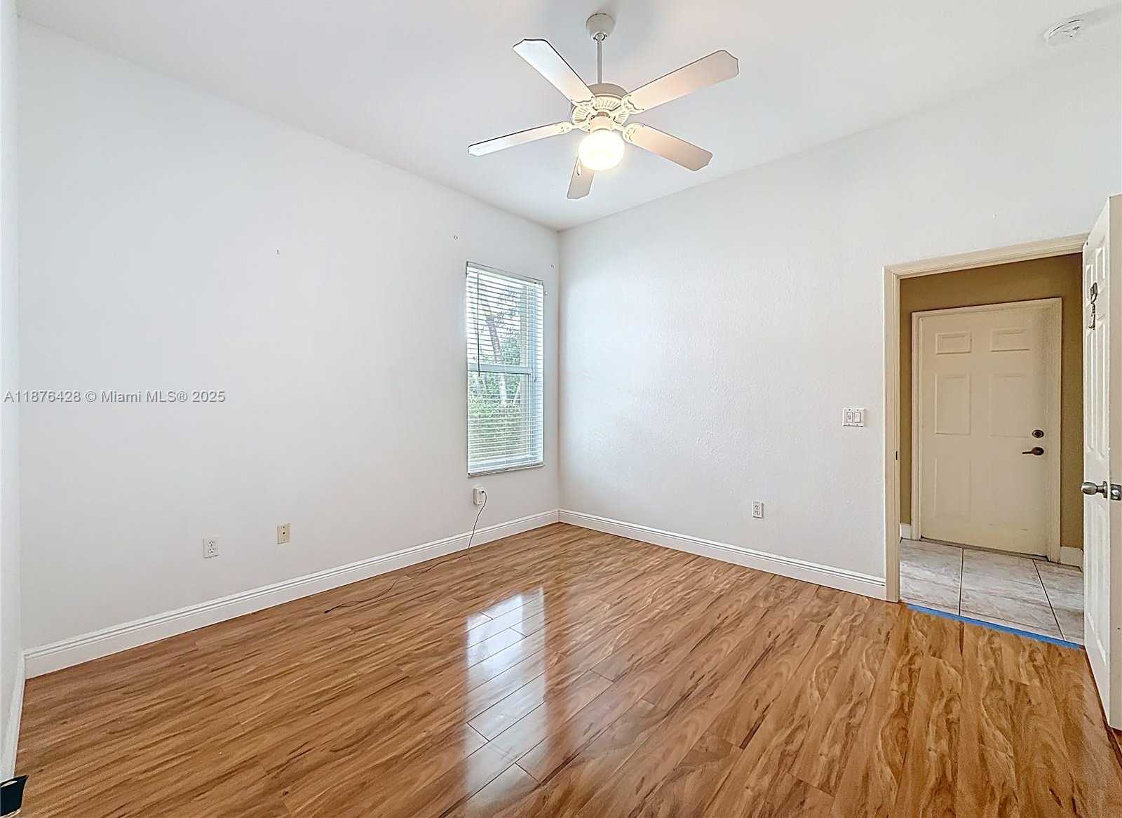 Small Image of 15957 SOUTH WEST 14TH ST, Pembroke Pines Number 52