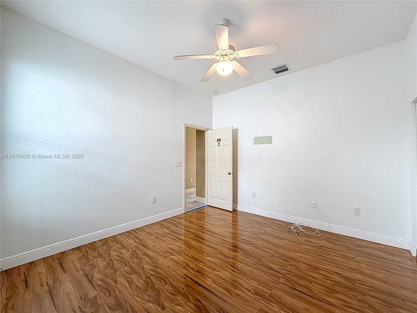 Small Image of 15957 SOUTH WEST 14TH ST, Pembroke Pines Number 53
