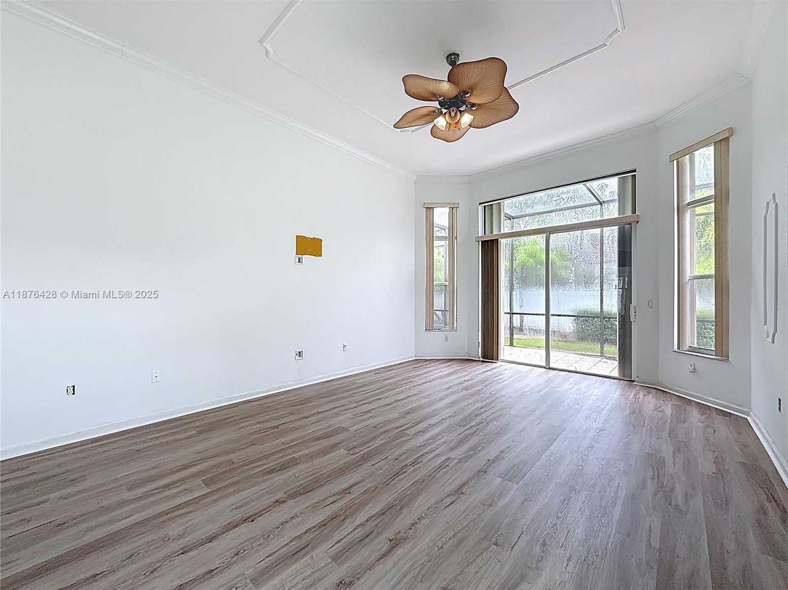 Small Image of 15957 SOUTH WEST 14TH ST, Pembroke Pines Number 56