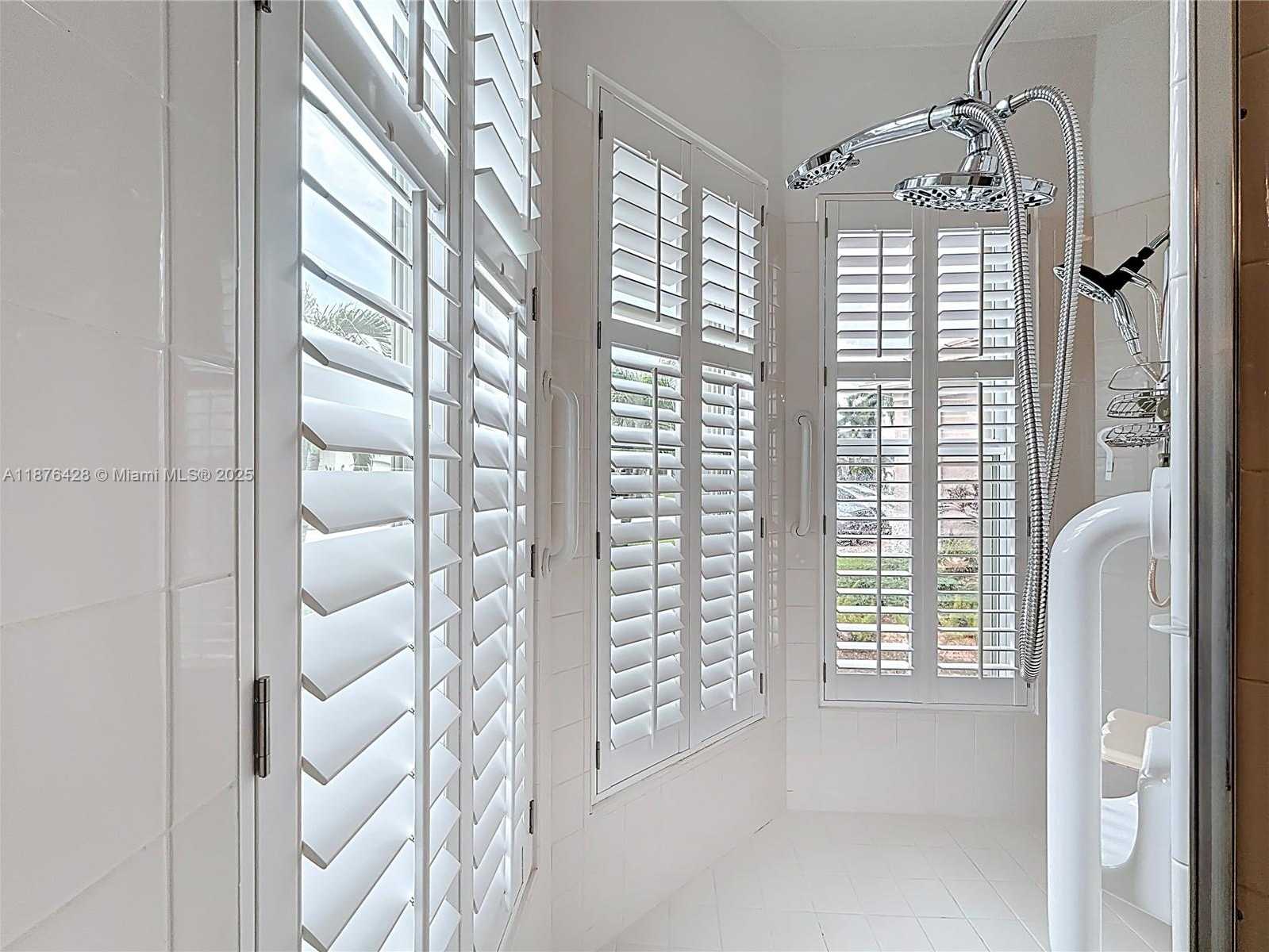 Small Image of 15957 SOUTH WEST 14TH ST, Pembroke Pines Number 63
