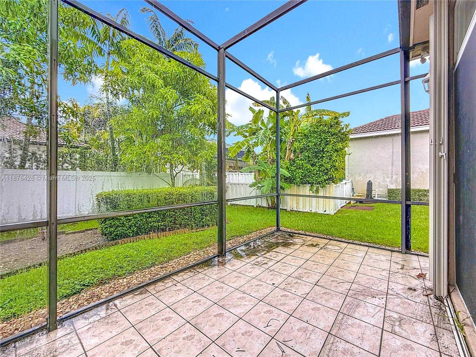 Small Image of 15957 SOUTH WEST 14TH ST, Pembroke Pines Number 80