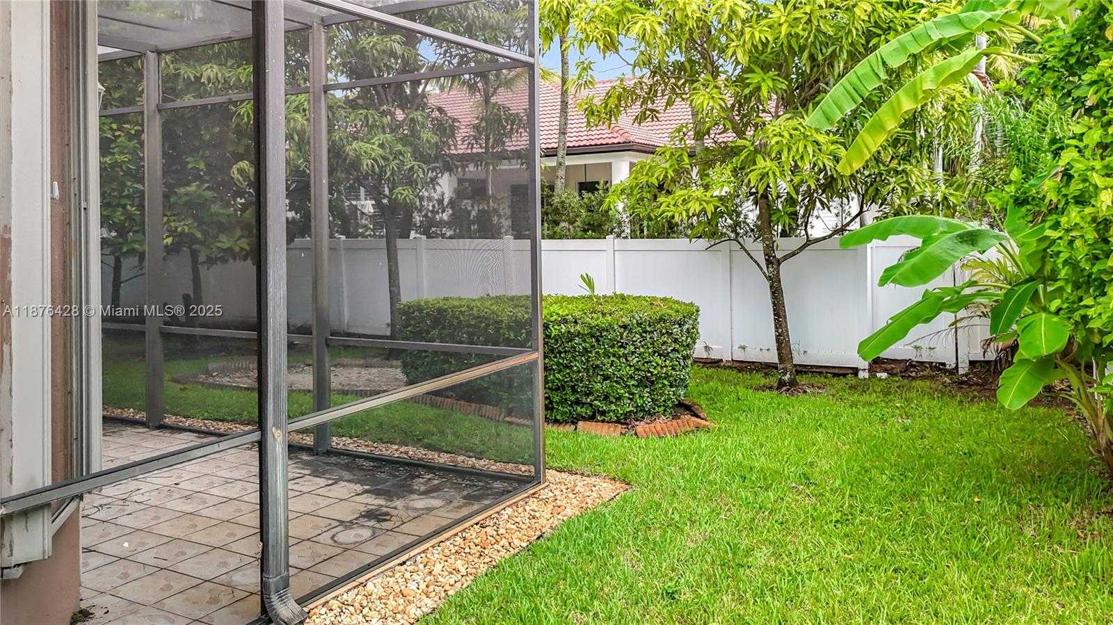 Small Image of 15957 SOUTH WEST 14TH ST, Pembroke Pines Number 84