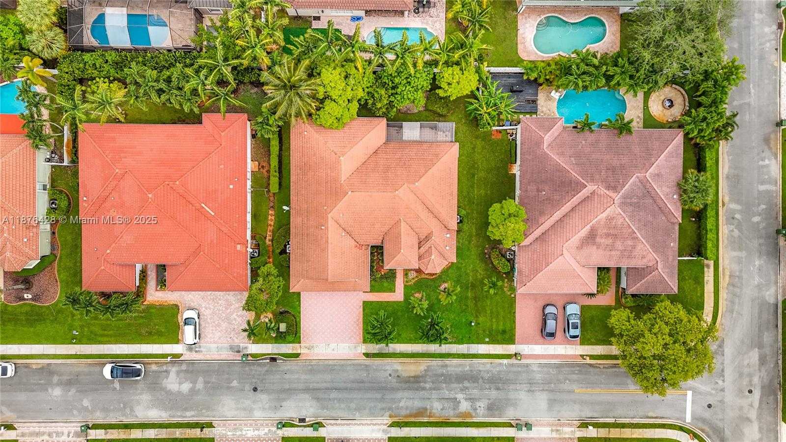Small Image of 15957 SOUTH WEST 14TH ST, Pembroke Pines Number 90