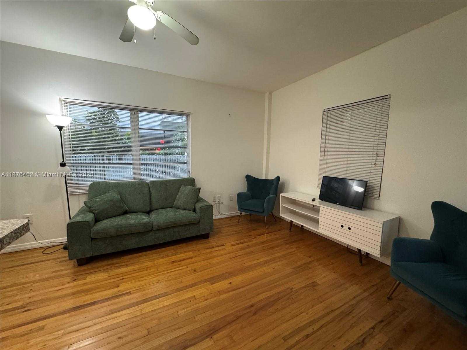 Small Image of 1525 PENNSYLVANIA AVE #17, Miami Beach Number 4
