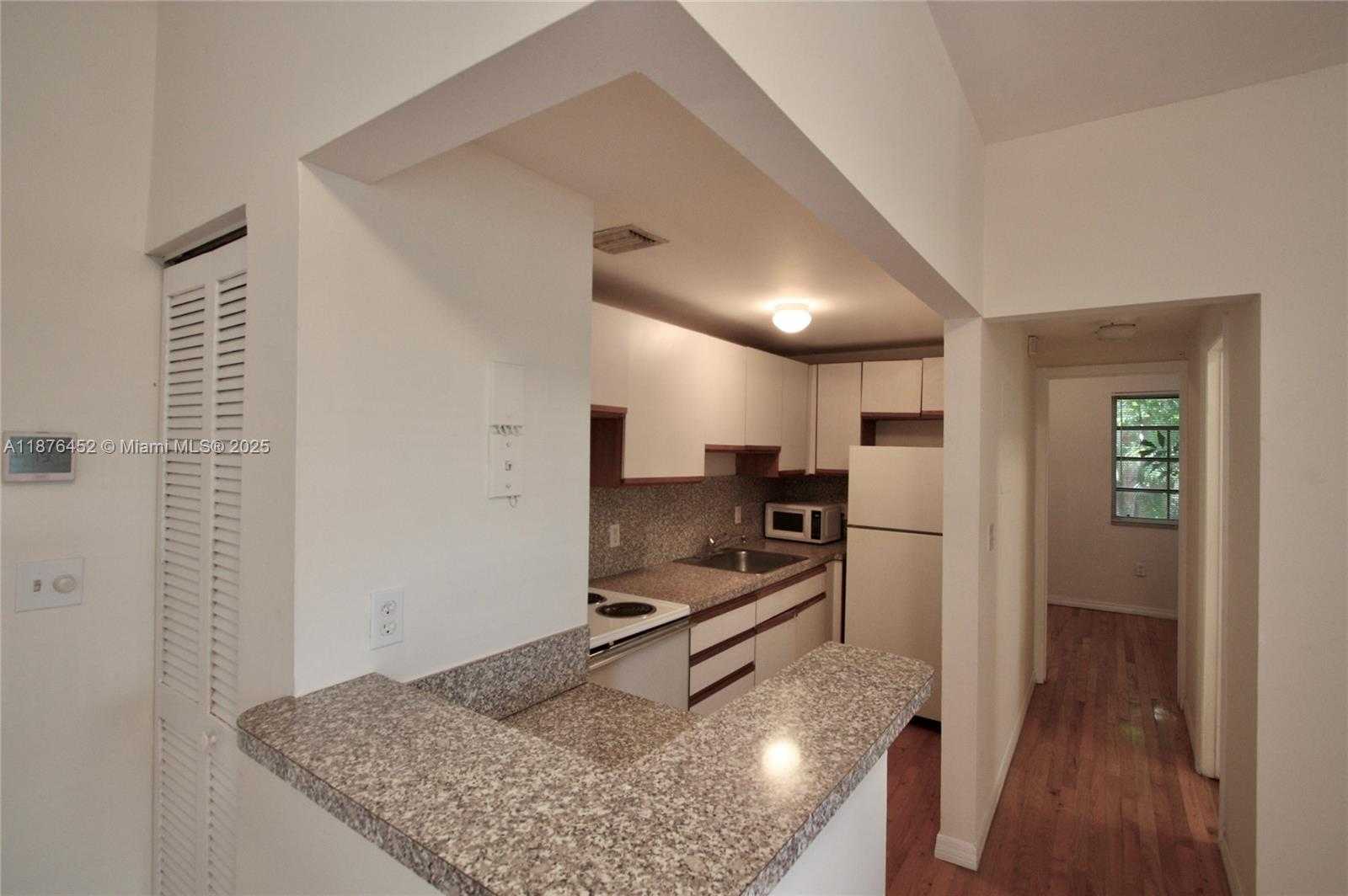 Small Image of 1525 PENNSYLVANIA AVE #17, Miami Beach Number 8
