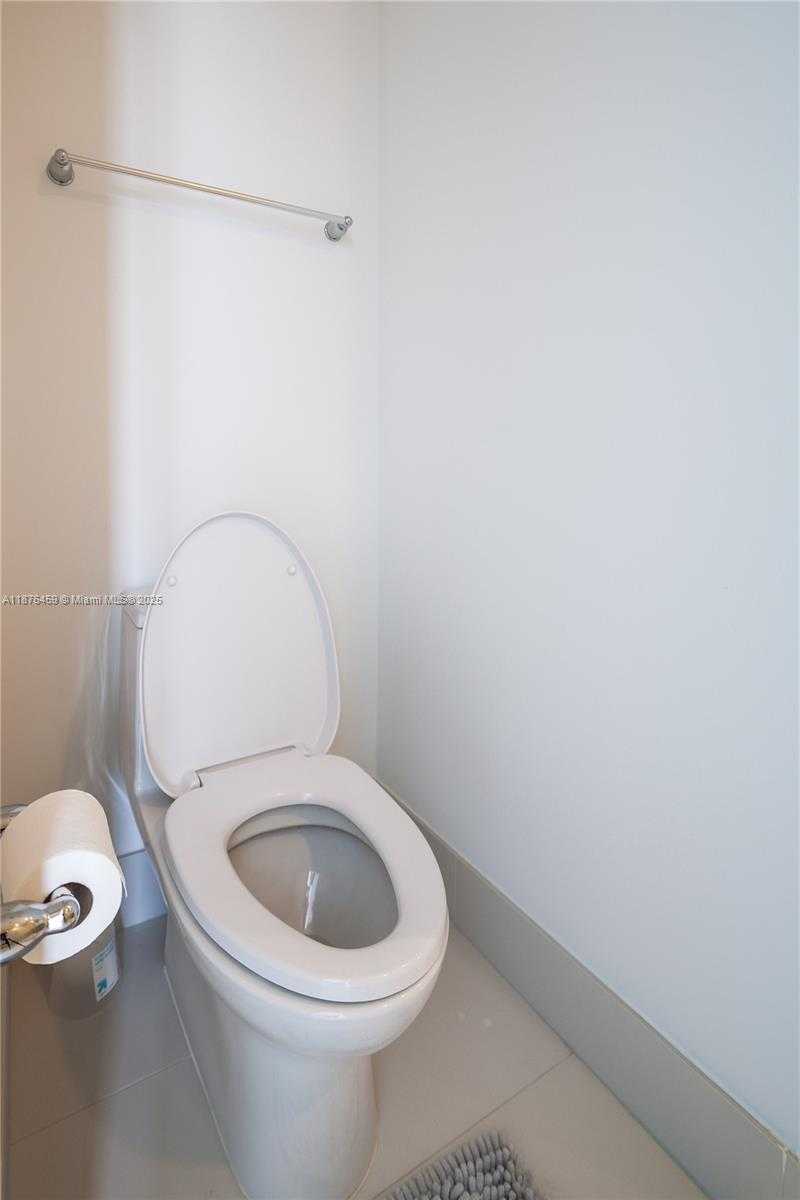 Small Image of 501 NORTH EAST 31ST ST #PH4402, Miami Number 12