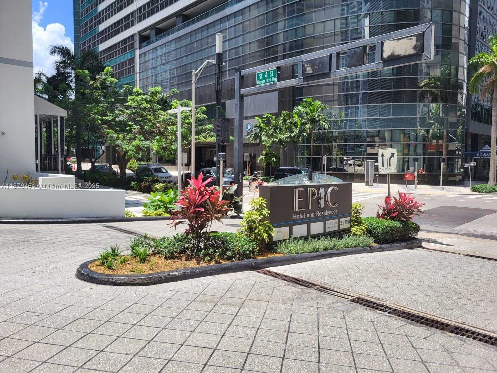 Small Image of 200 BISCAYNE BOULEVARD WAY #4203, Miami Number 20