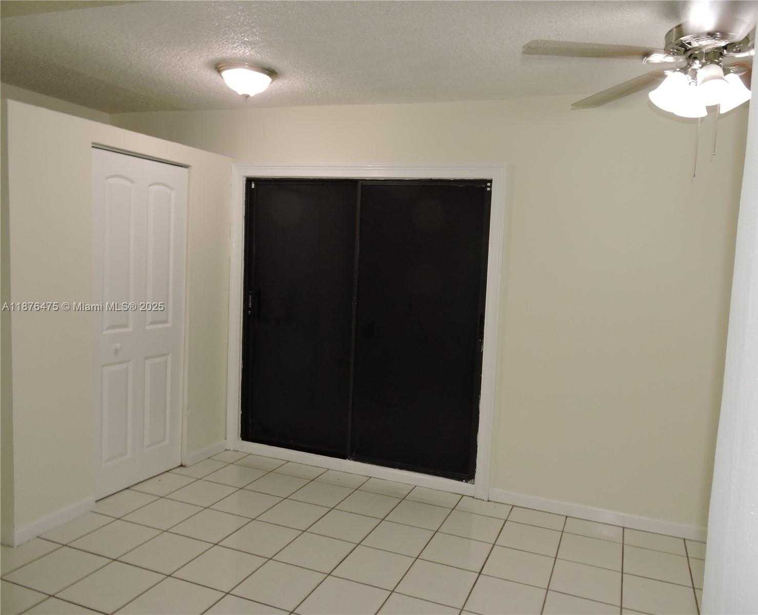Small Image of Hialeah Number 11