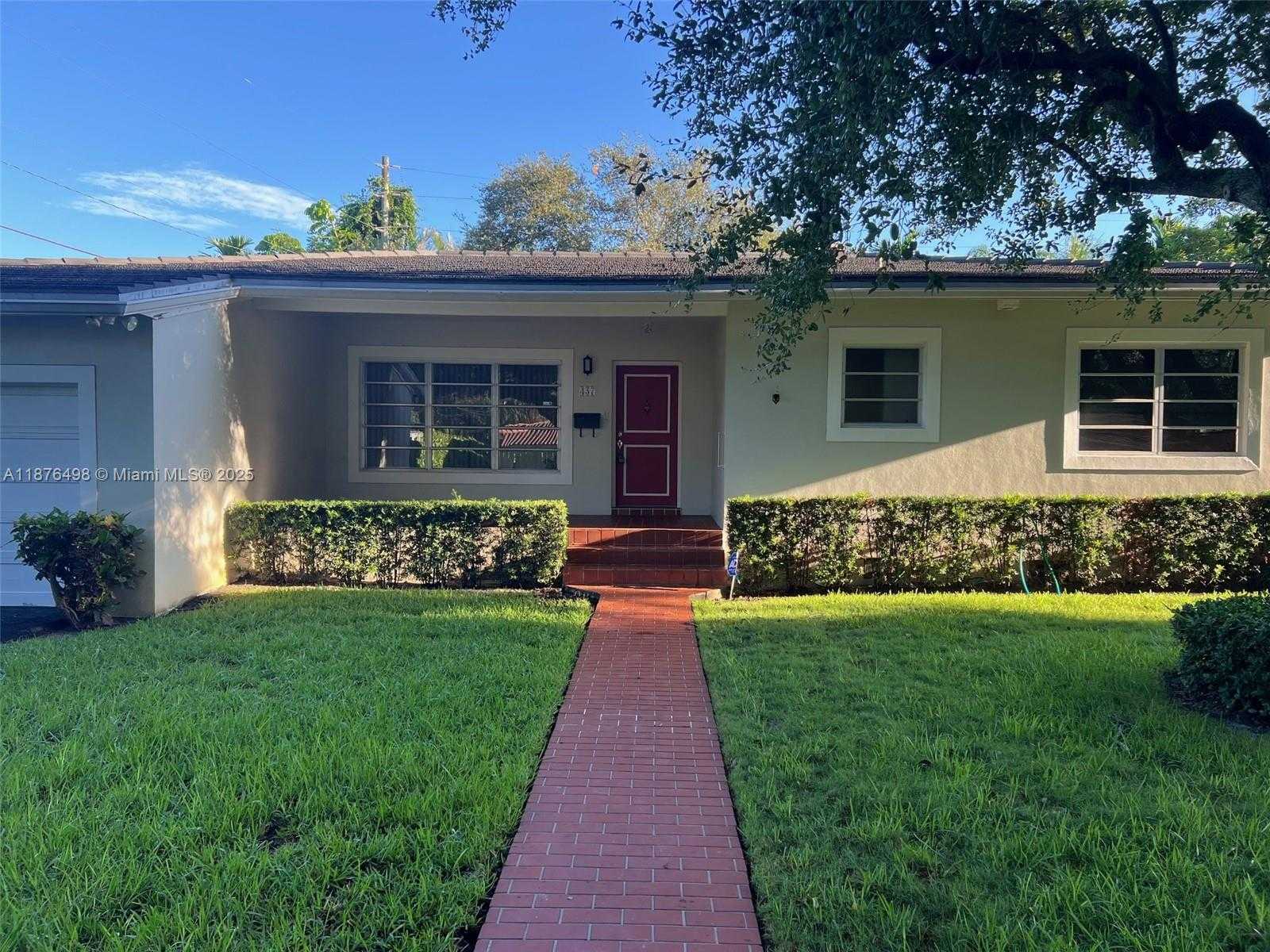 Small Image of 437 VELARDE AVE, Coral Gables Number 3