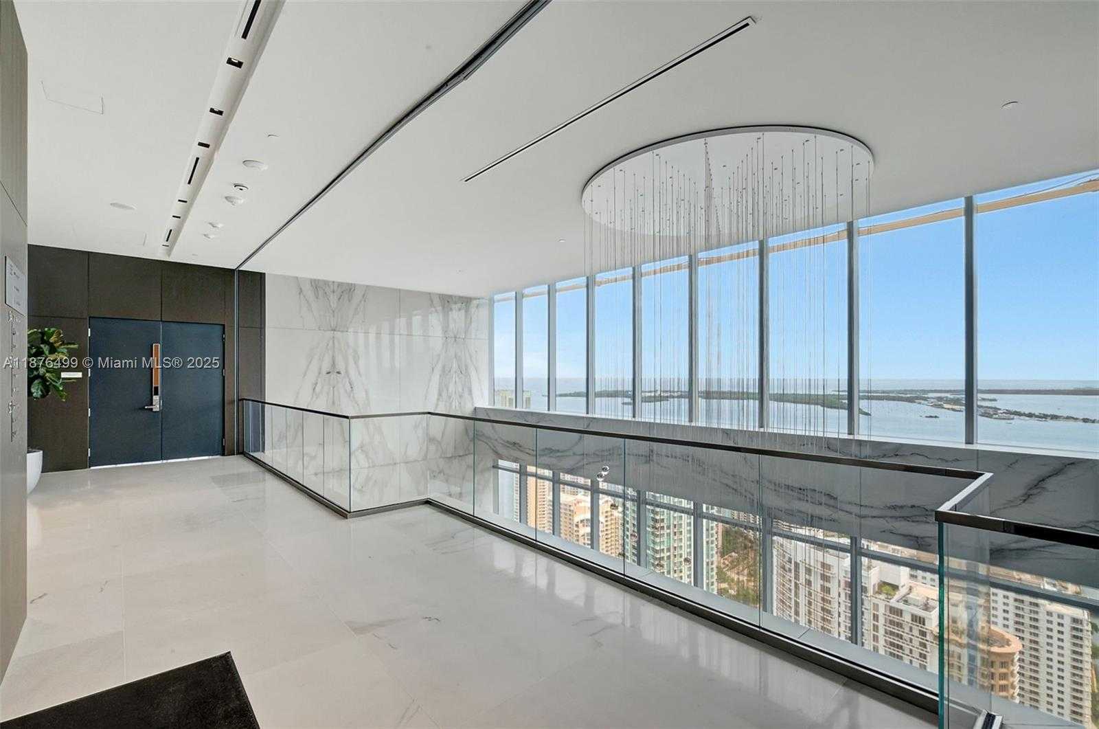 Small Image of 300 BISCAYNE BOULEVARD WAY #2402E, Miami Number 20
