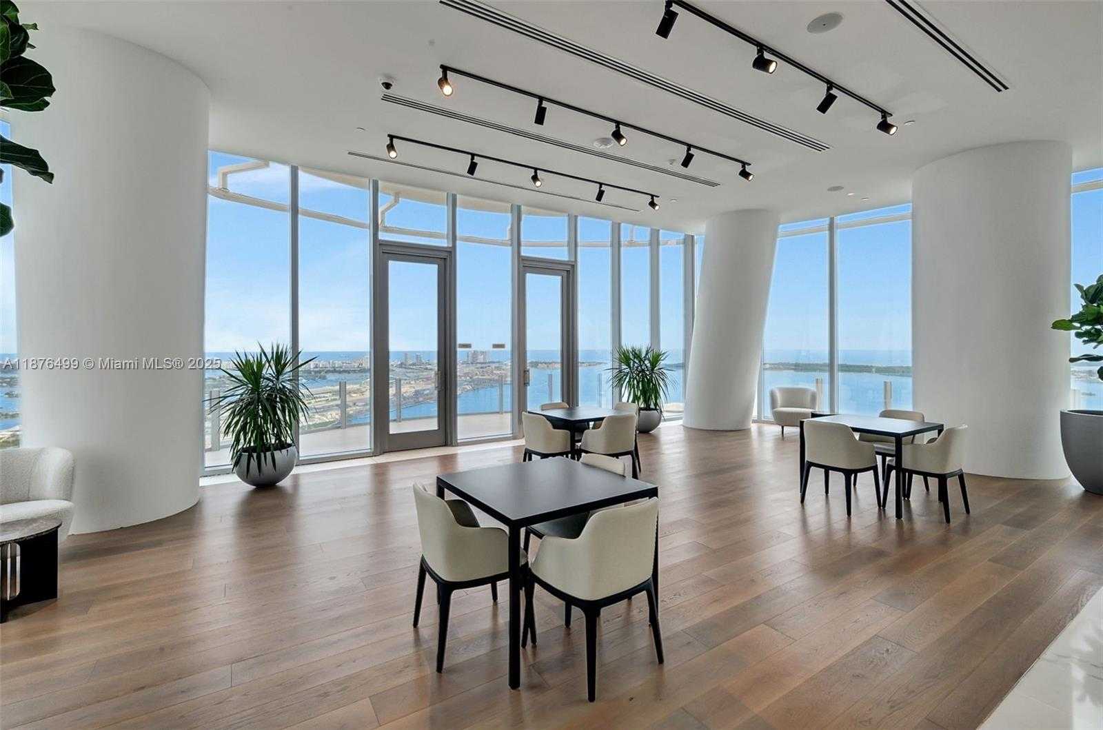 Small Image of 300 BISCAYNE BOULEVARD WAY #2402E, Miami Number 23