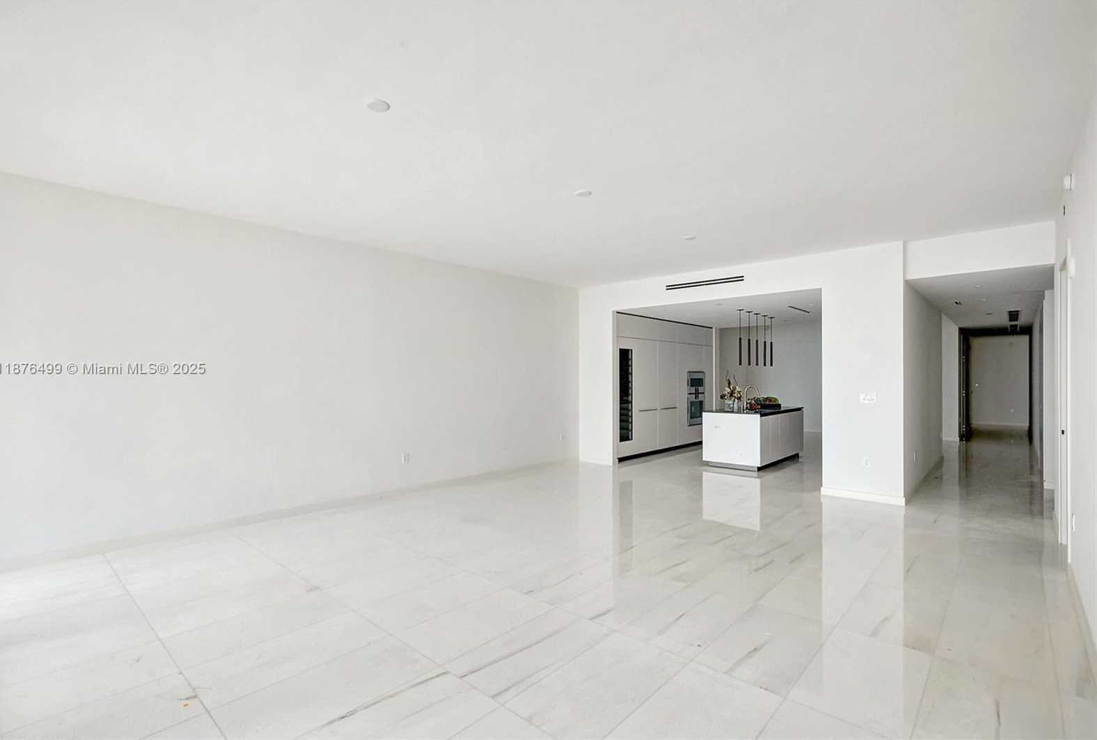 Small Image of 300 BISCAYNE BOULEVARD WAY #2402E, Miami Number 38