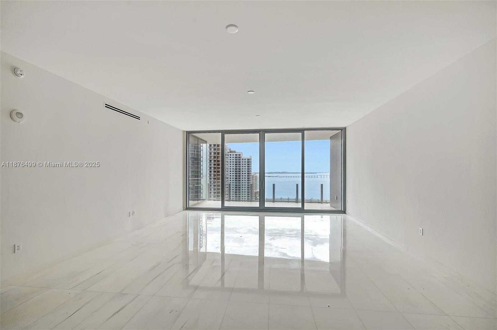 Small Image of 300 BISCAYNE BOULEVARD WAY #2402E, Miami Number 65