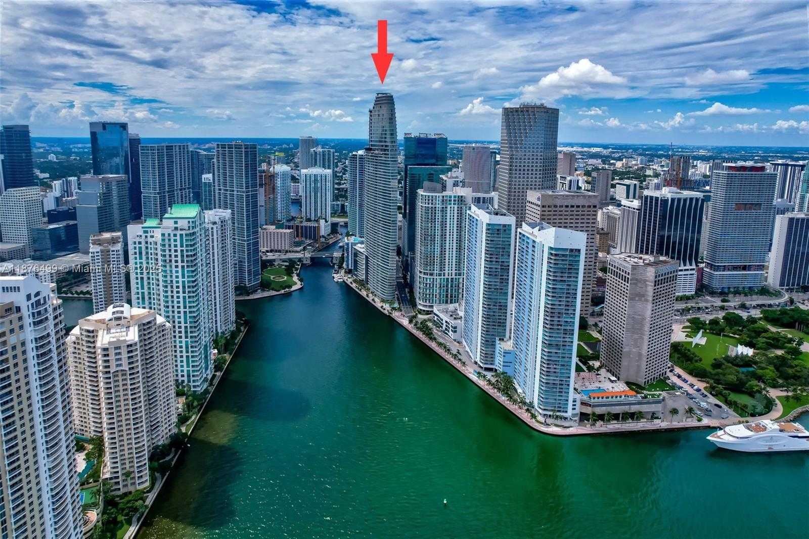 Small Image of 300 BISCAYNE BOULEVARD WAY #2402E, Miami Number 80