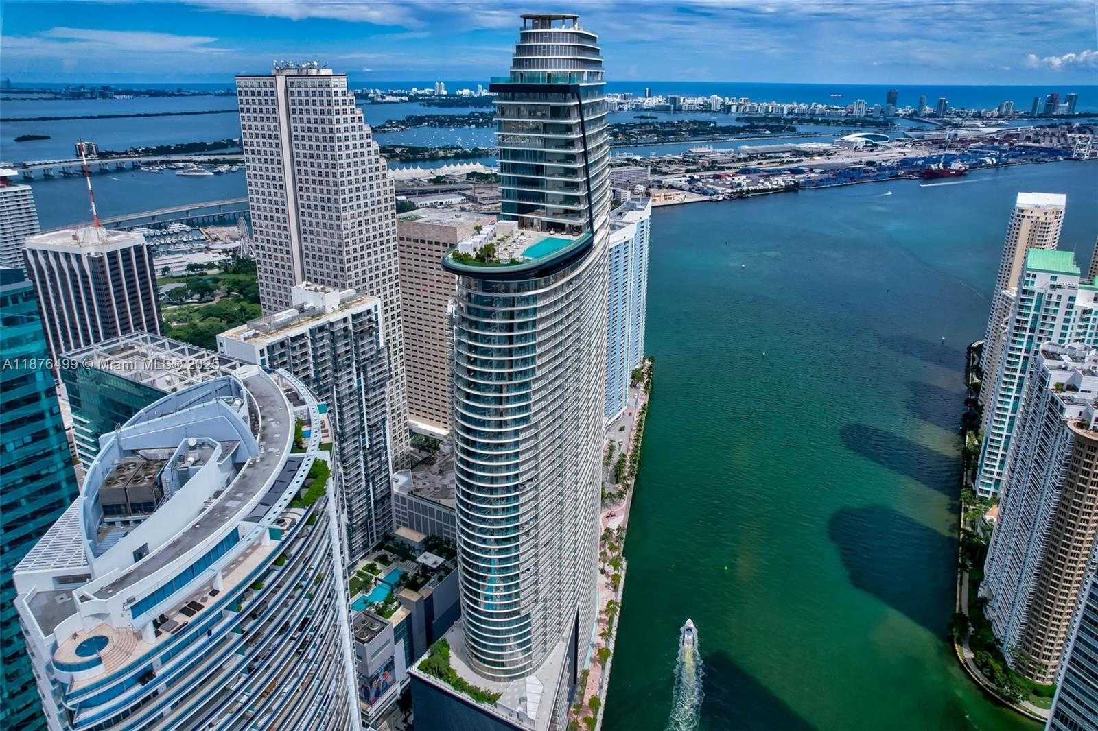 Small Image of 300 BISCAYNE BOULEVARD WAY #2402E, Miami Number 84