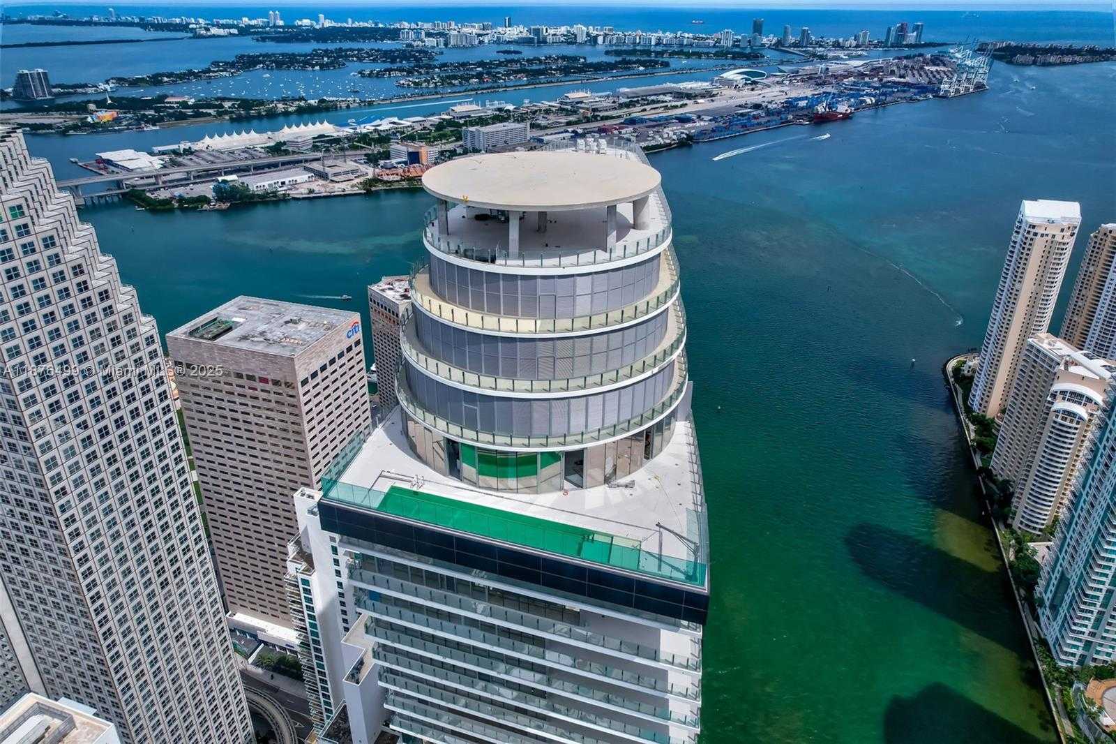 Small Image of 300 BISCAYNE BOULEVARD WAY #2402E, Miami Number 86