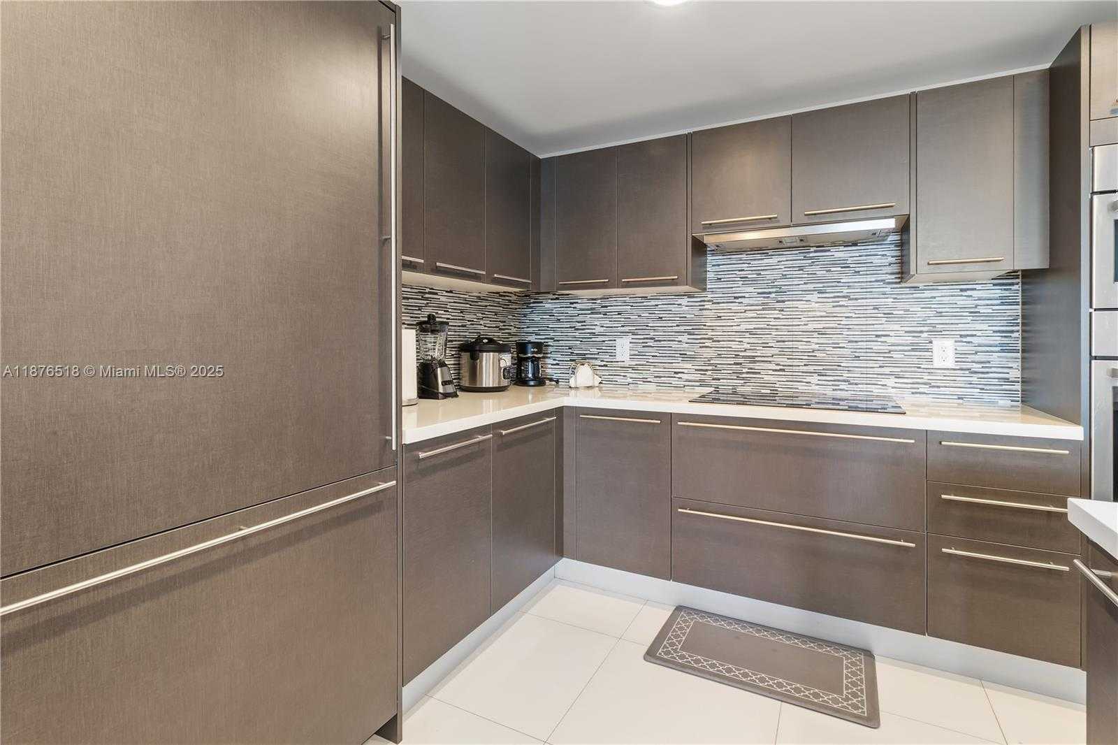 Imagen de Pequeño Objeto