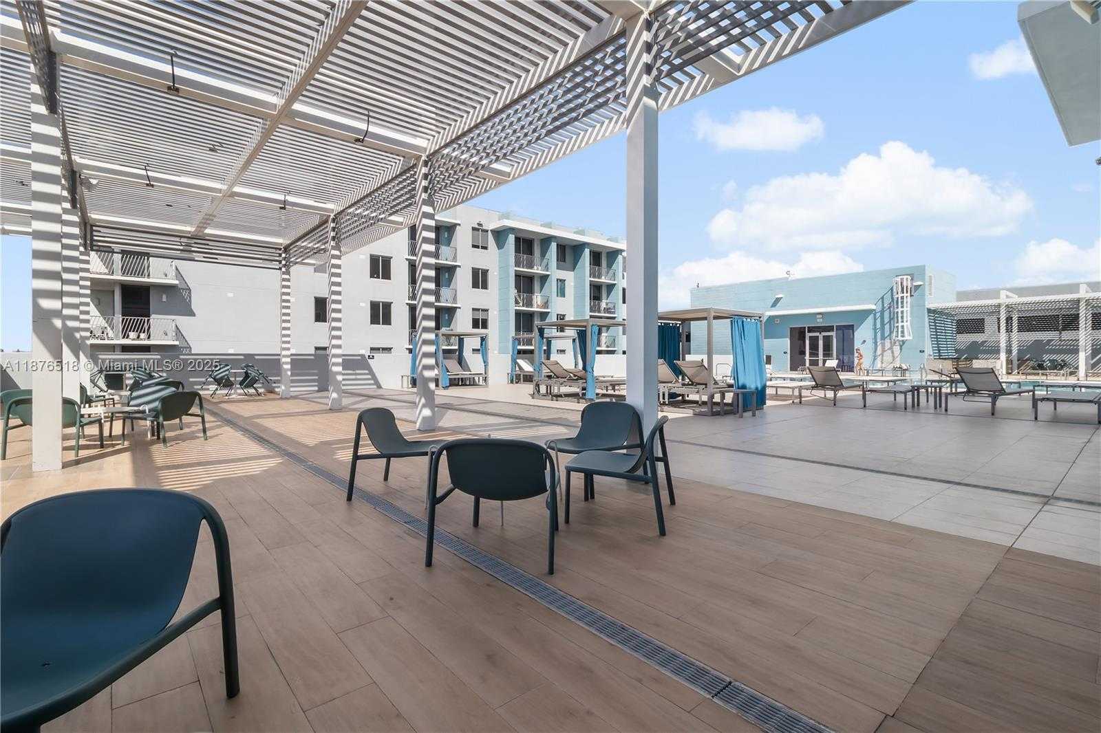 Imagen de Pequeño Objeto