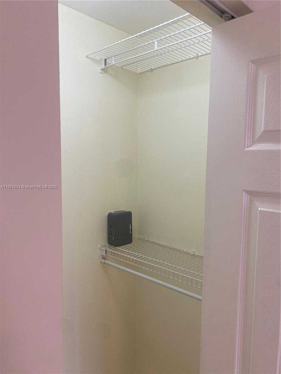 Small Image of 8108 SOUTH WEST 81ST PL, Miami Number 22
