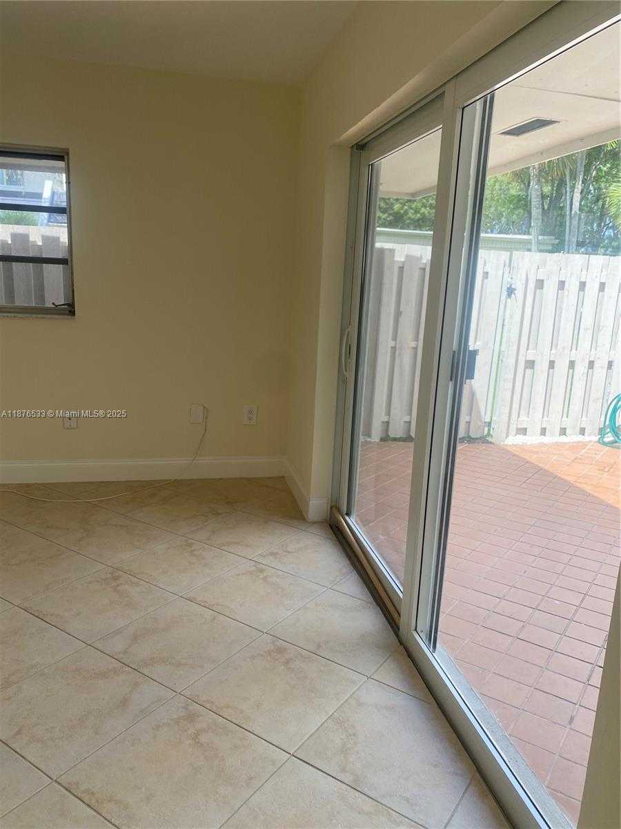 Small Image of 8108 SOUTH WEST 81ST PL, Miami Number 35