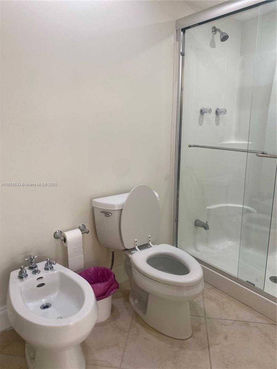 Small Image of 8108 SOUTH WEST 81ST PL, Miami Number 39