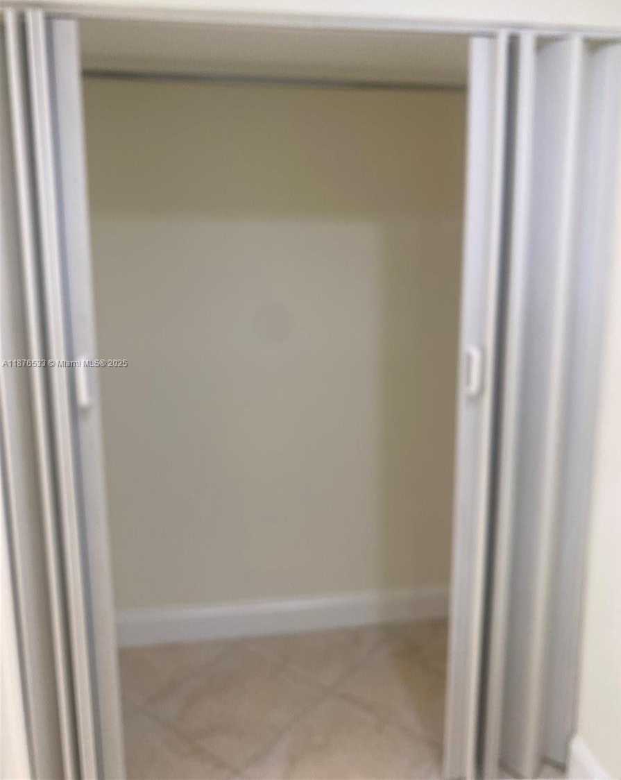 Small Image of 8108 SOUTH WEST 81ST PL, Miami Number 41