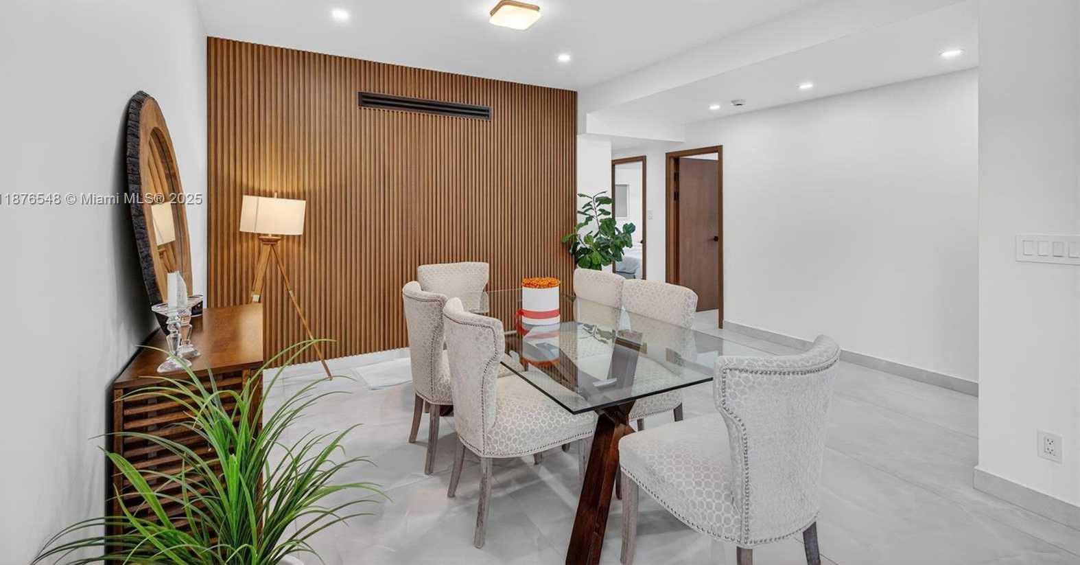 Small Image of 3000 RIVERLAND RD, Fort Lauderdale Number 10