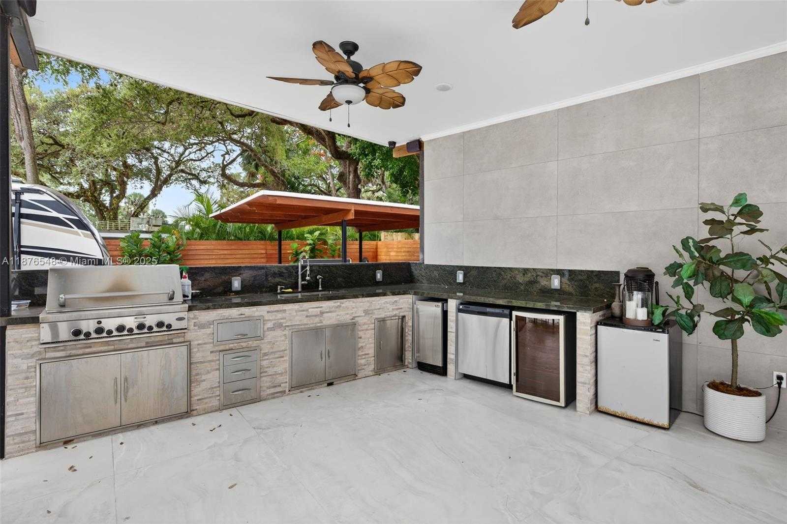 Small Image of 3000 RIVERLAND RD, Fort Lauderdale Number 38