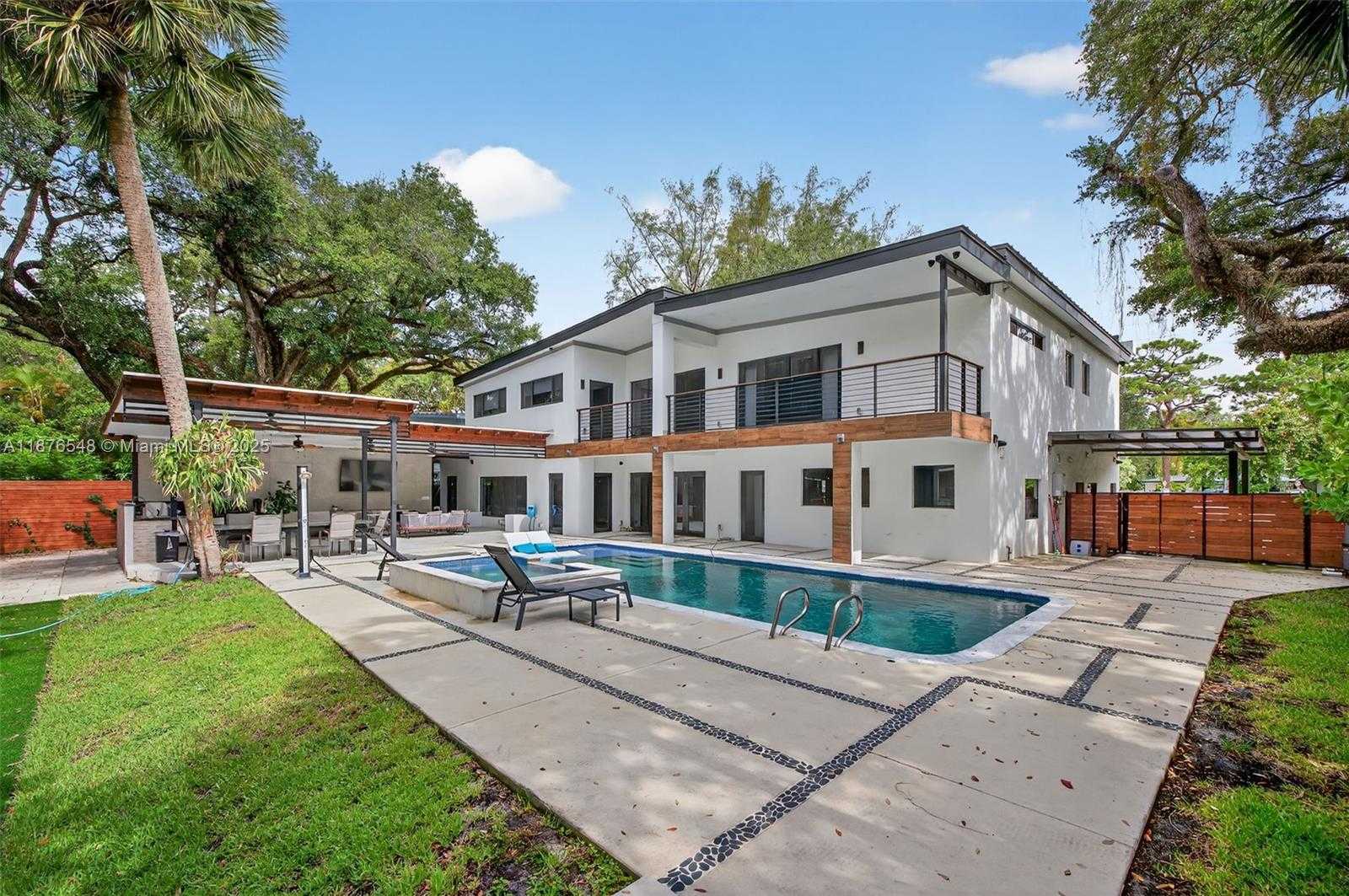 Small Image of 3000 RIVERLAND RD, Fort Lauderdale Number 39