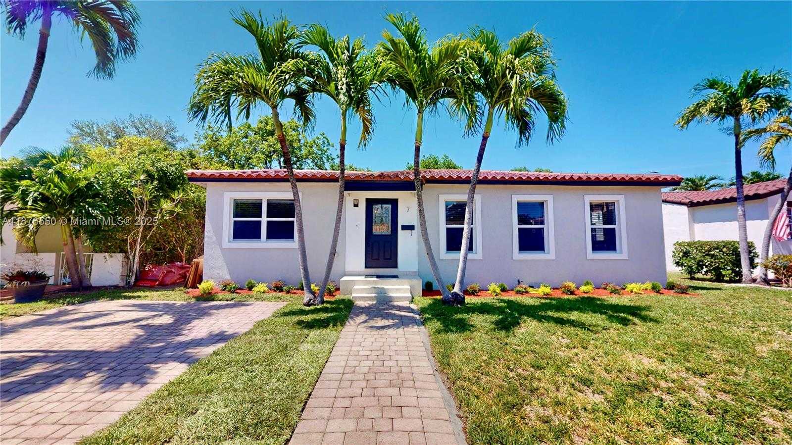 Small Image of 7 MONTILLA AVE, Coral Gables Number 2