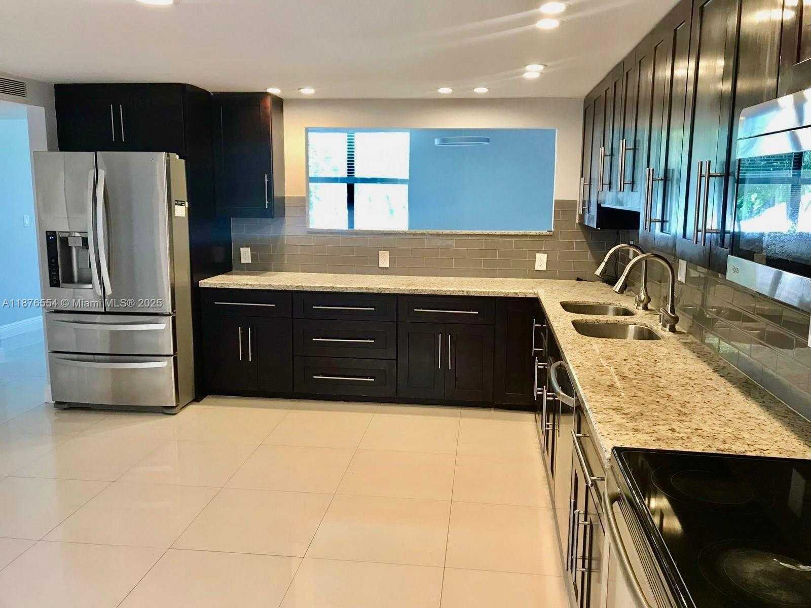 Small Image of 20381 NORTH EAST 30TH AVE #206-7, Aventura Number 3