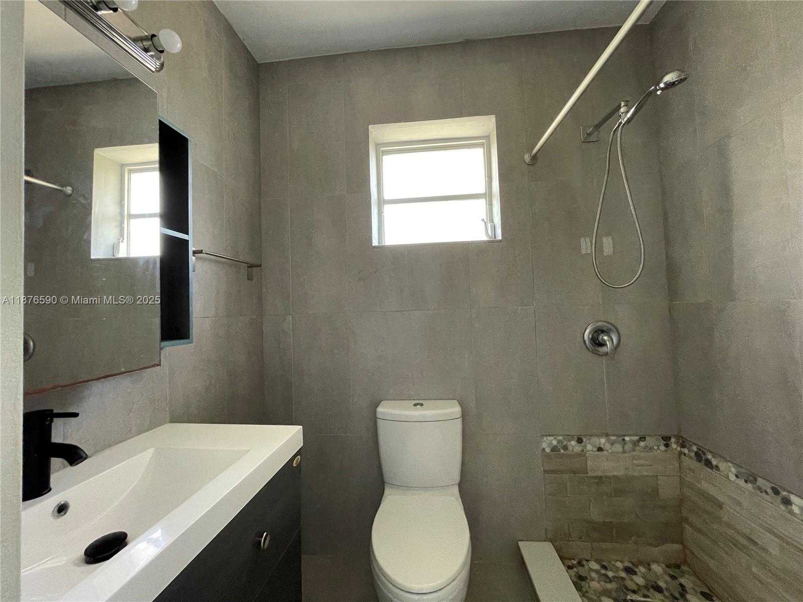 Small Image of 4021 RED RD, Coral Gables Number 20