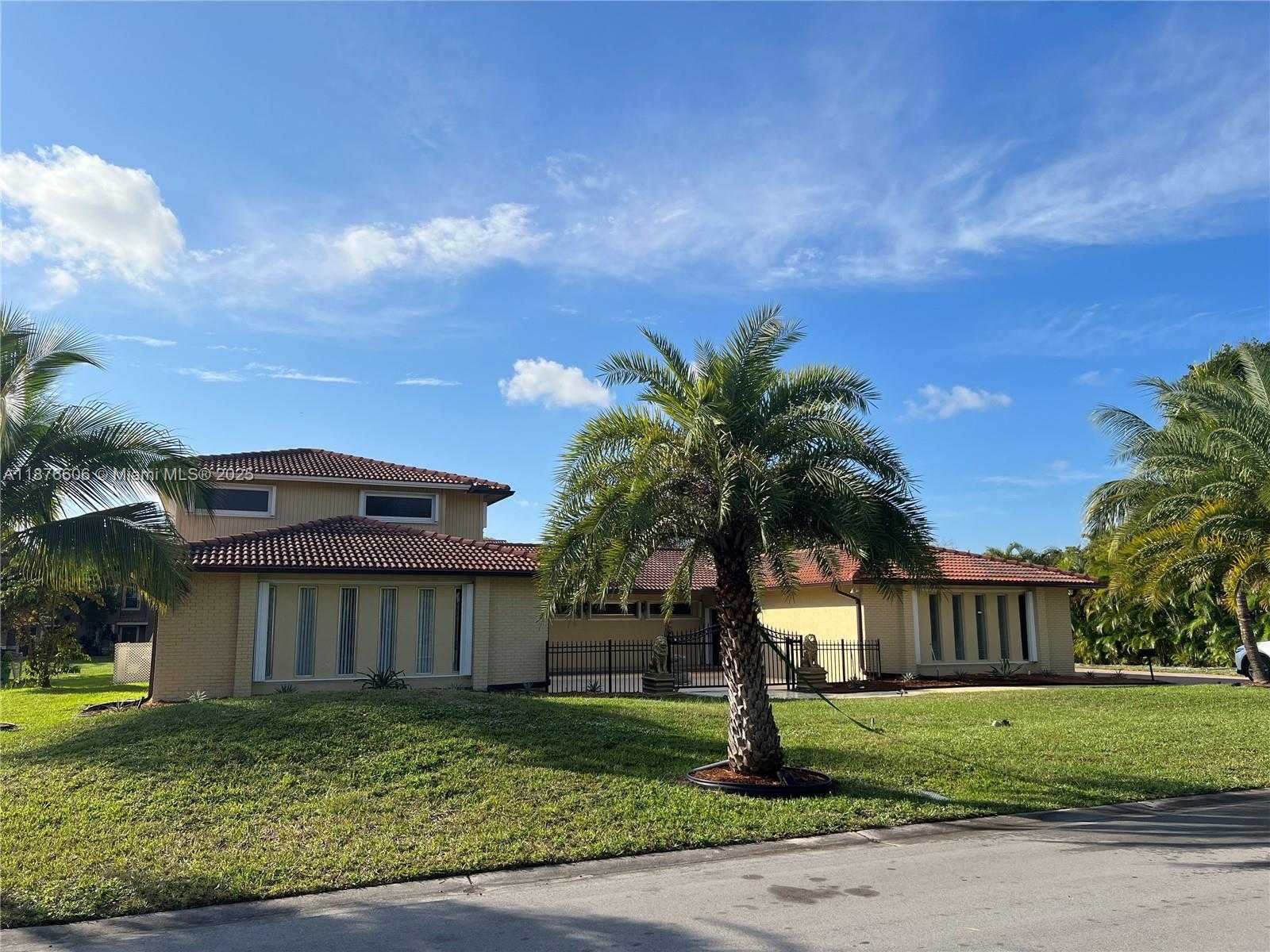 Small Image of 9030 NORTH WEST 32ND ST, Coral Springs Number 3