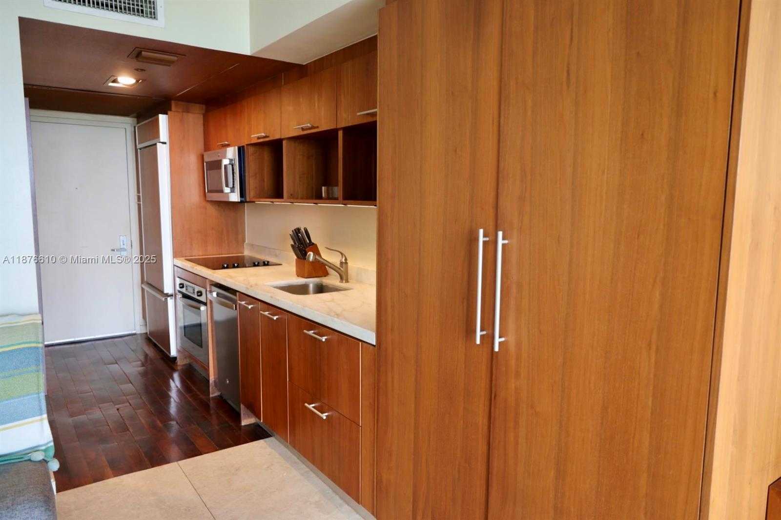Small Image of 50 BISCAYNE BLVD #606, Miami Number 12