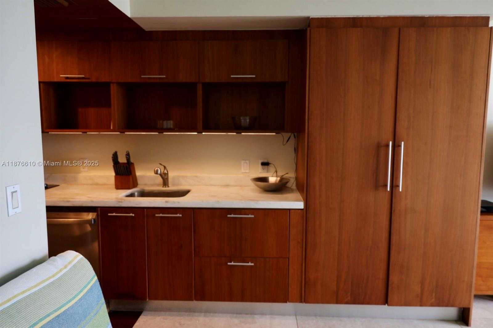 Small Image of 50 BISCAYNE BLVD #606, Miami Number 13