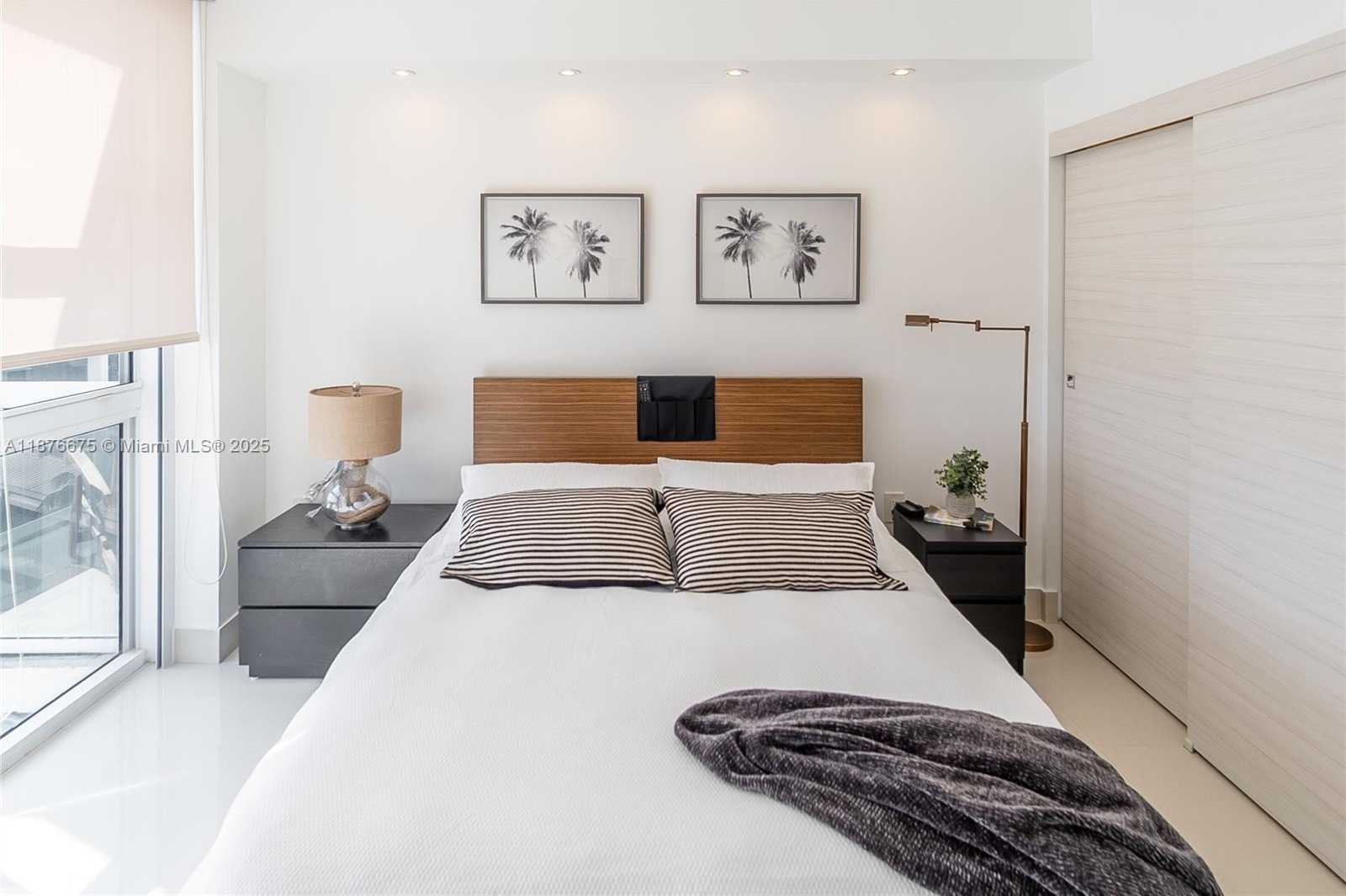 Small Image of 10275 COLLINS AVE #720, Bal Harbour Number 26