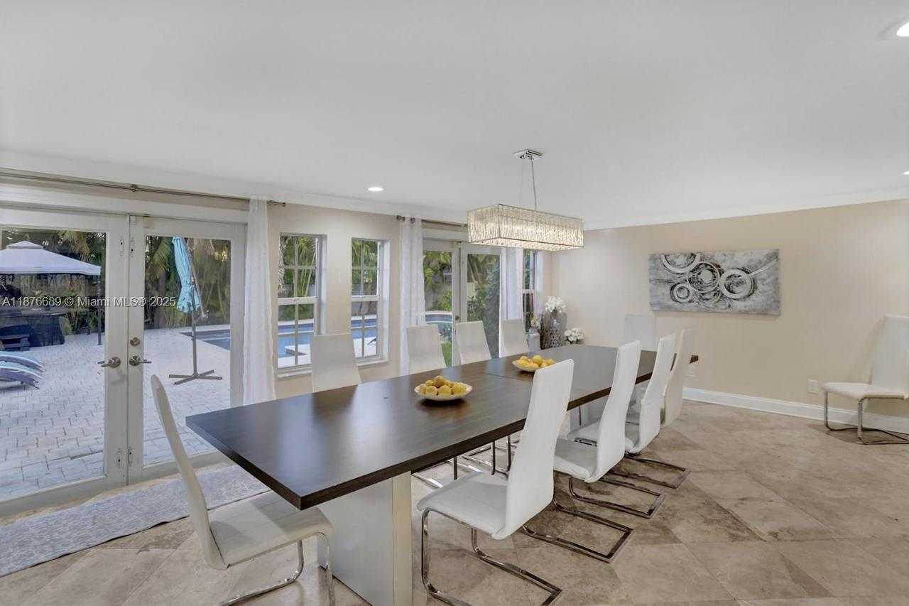 Small Image of 2423 NORTH EAST 202ND ST, Aventura Number 9